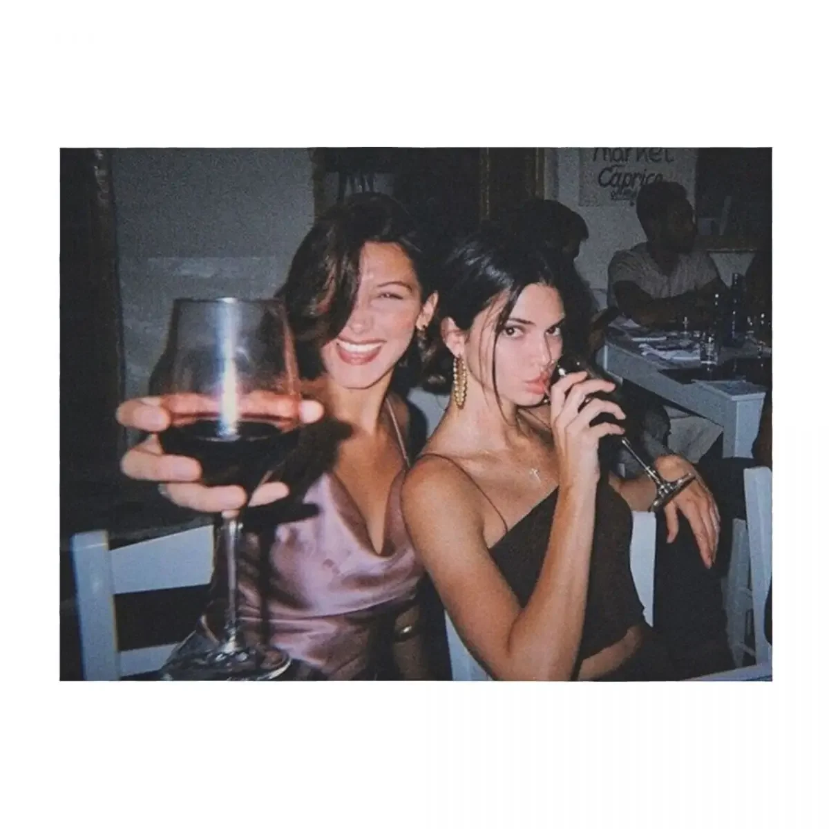 

Bella and Kendall on Film Throw Blanket Hair Decoratives Bed Fashionable Plaid on the sofa Blankets