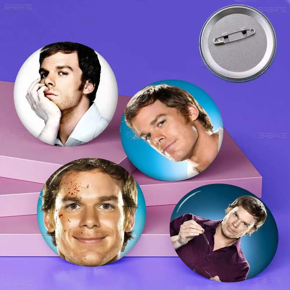 D-Dexter Michael C.Hall Classic TV Anime Figure Icon Badge Handmade Tinplate Brooch for Backpack Clothes Chest Ornament Gifts
