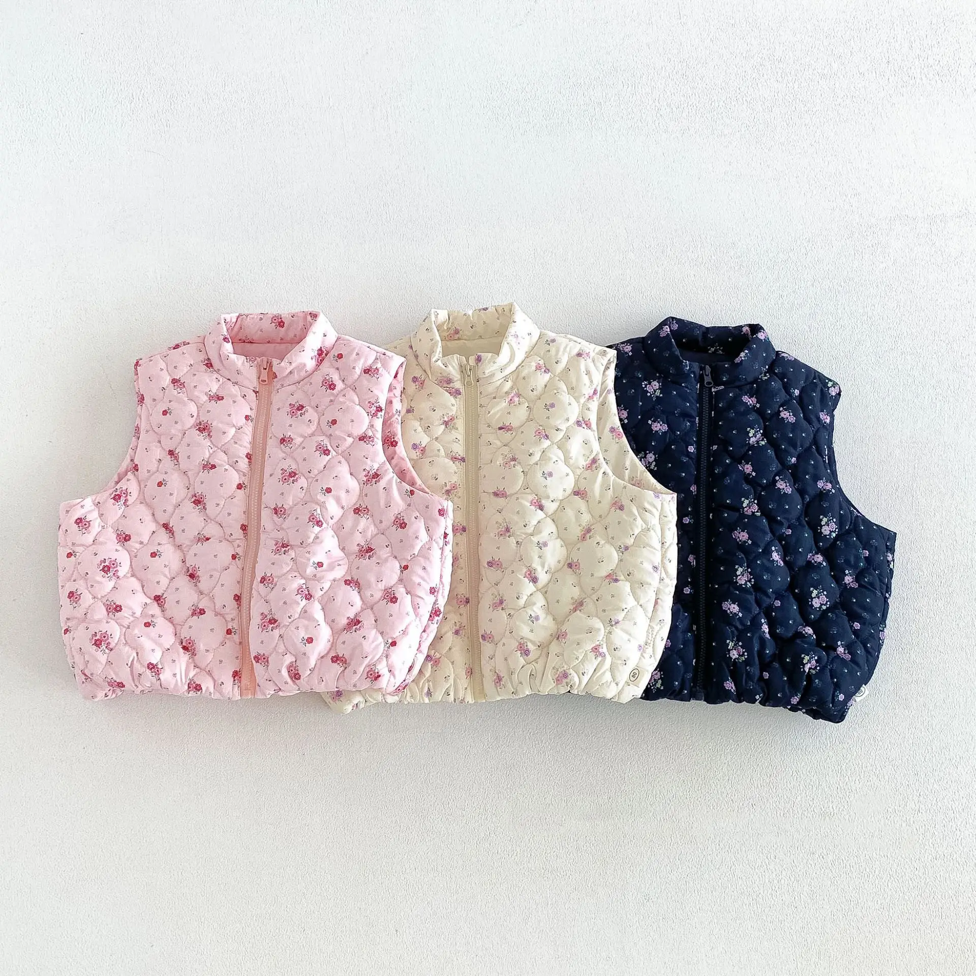 2026 New Nice Floral Girls Quilted Floral Vest 2026 Winter Baby Cute Thick Quilted Top Kids Winter Wear