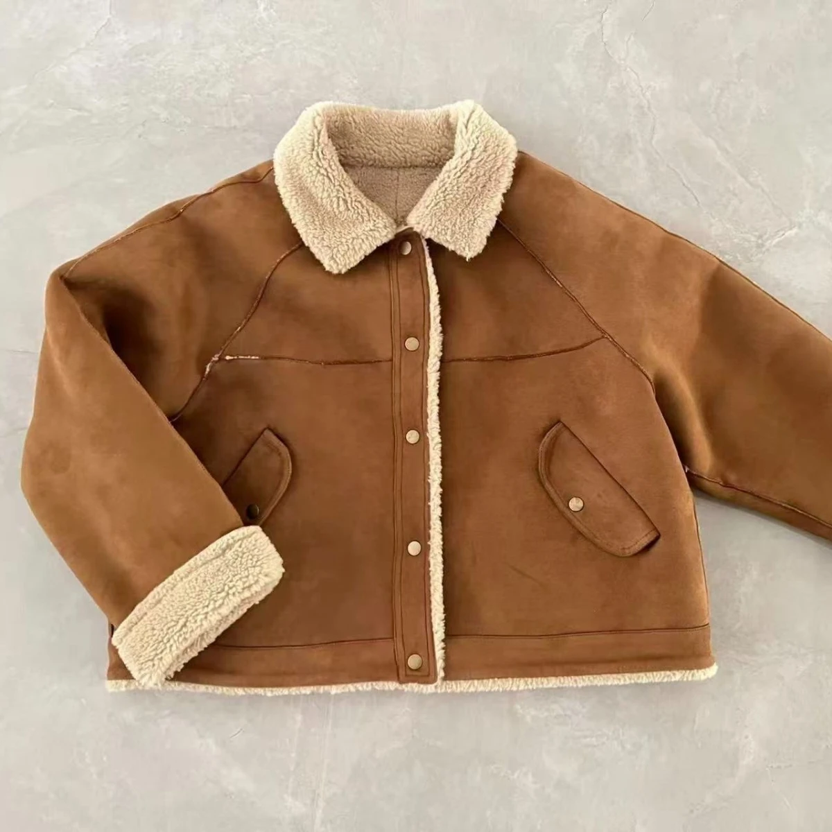 

Женская осенне-зимняя утепленная свободная куртка из овечьей шерсти с хлопковой подкладкой, короткая, теплая, модная, универсальная, стильный дизайн