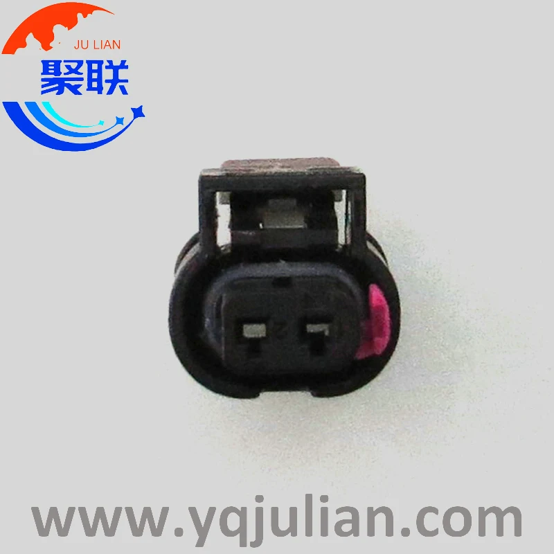 السيارات 2pin المكونات الإناث 1-1718643-1 الأسلاك موصل مقاوم للمياه 4F0 973 702 مع المحطات والأختام 4F0973702