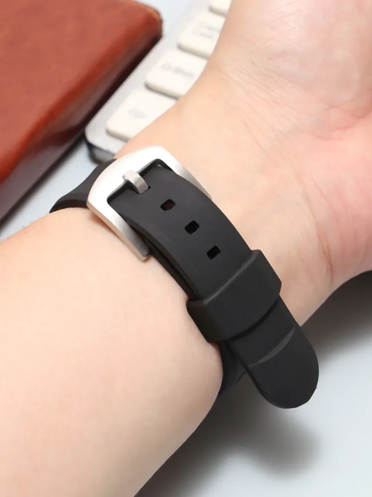 Soft Silicone Watch Strap Male Replacement Strap for Casio EDIFICE Series EF-305D view 5