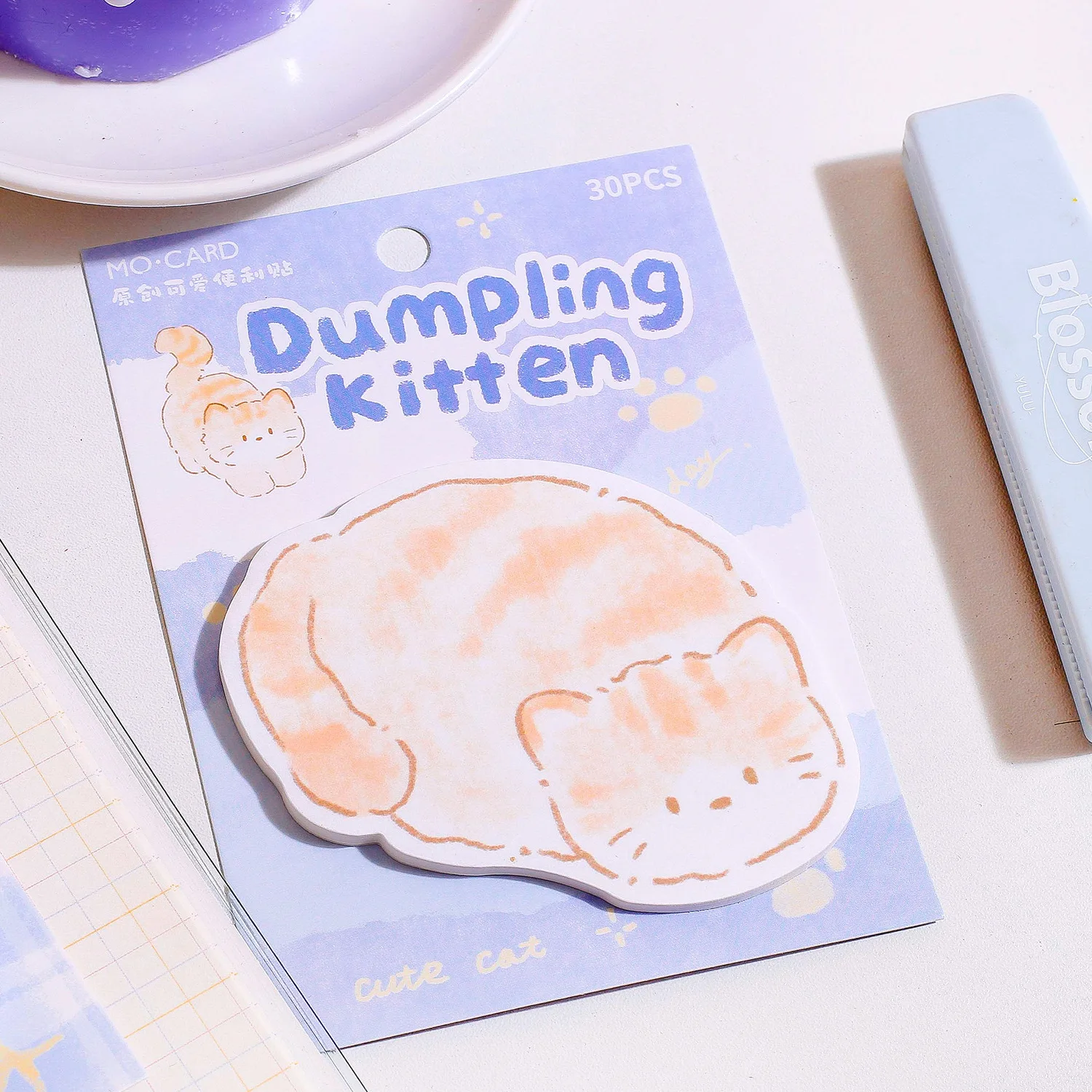 

30 Sheets Cat Paradise Series Notes, White Kraft Paper, Cute and High-value Kitten Notes Kawaii Stationery Notepad Sticky Notes