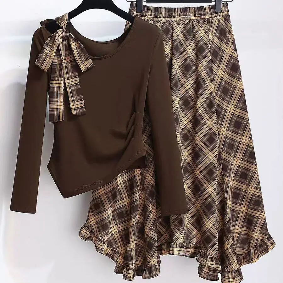 

Удобный топ с наклонными плечами и длинными рукавами, шифоновая клетчатая юбка, женский комплект, весенне-осенний новый стильный комплект из двух предметов