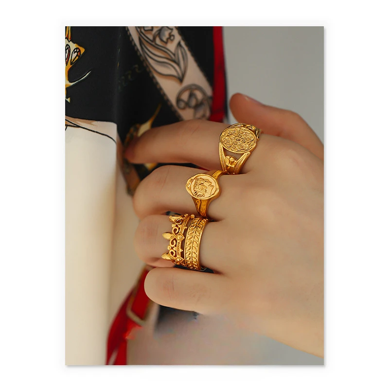 

French court style retro relief hollowed out hip hop gold jewelry ring woman