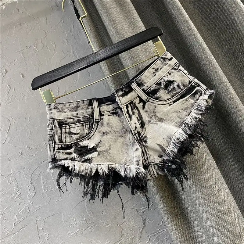 orts de Jeans A-Line Rasgado em Cinza Claro de Cintura Baixa Estilo F Versão Coreana Hot Pants Moda Casual de Verão