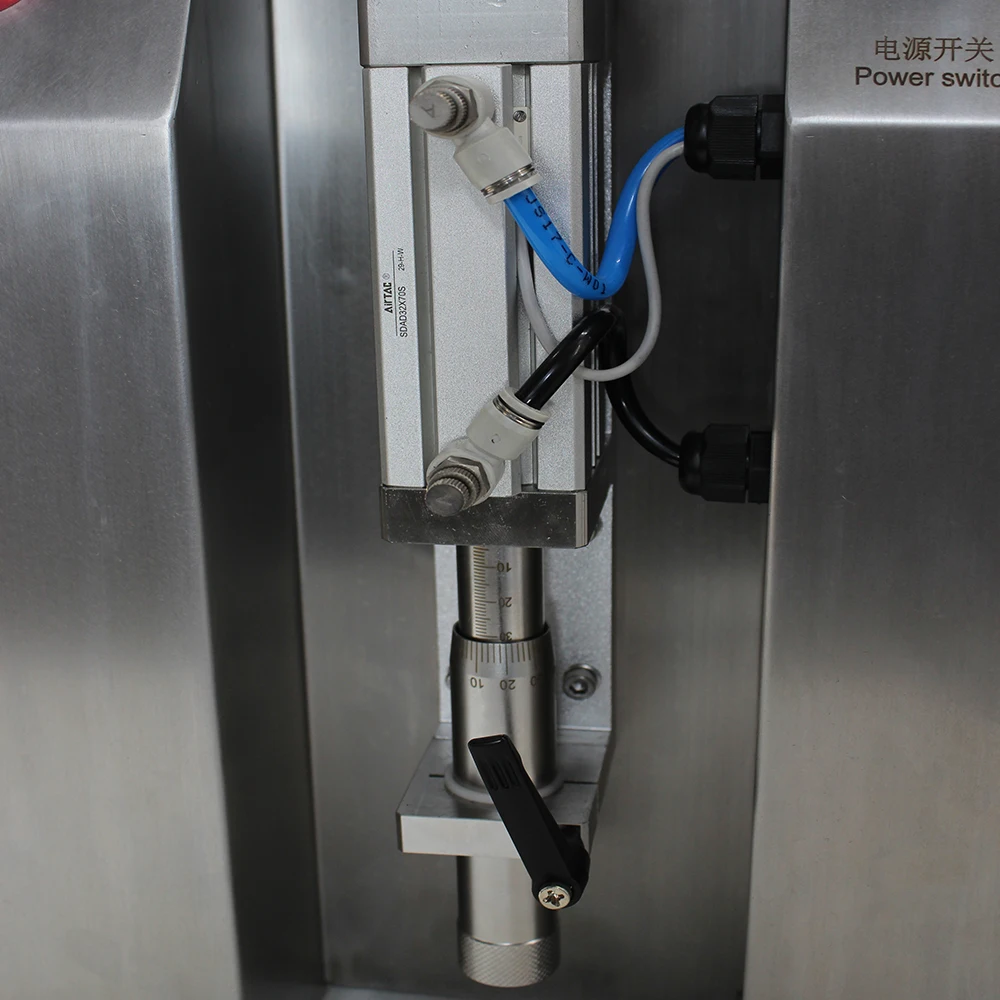Semi Automatic PLC Pneumatic Dispensing Machine High Accuracy for Syringe Beverage Liquid Filling Packaging