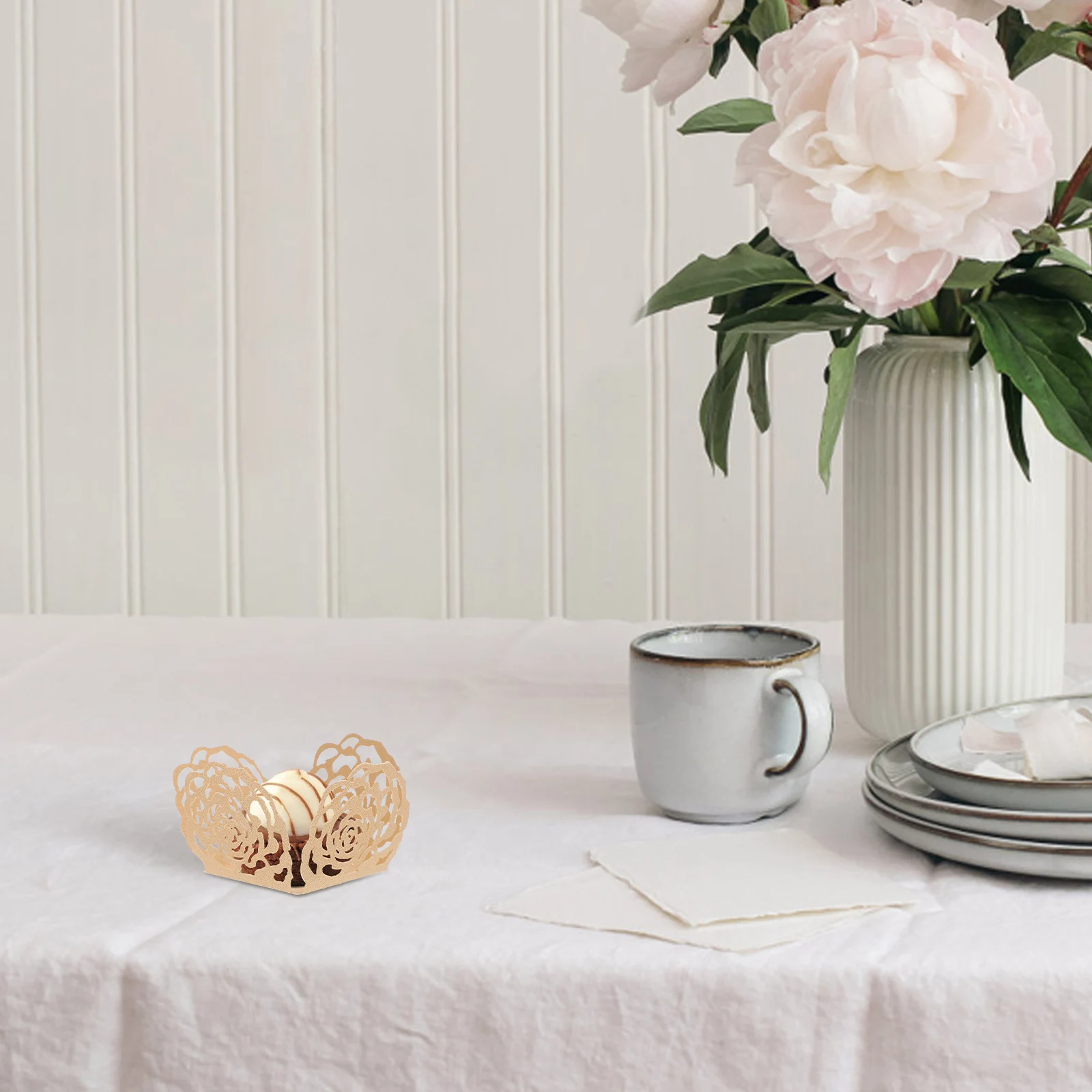 

50pcs Chocolate Wrappers Hollow-Out Rose Design For Candy Chocolate Packaging Dessert Paper Tray Wedding Party Table