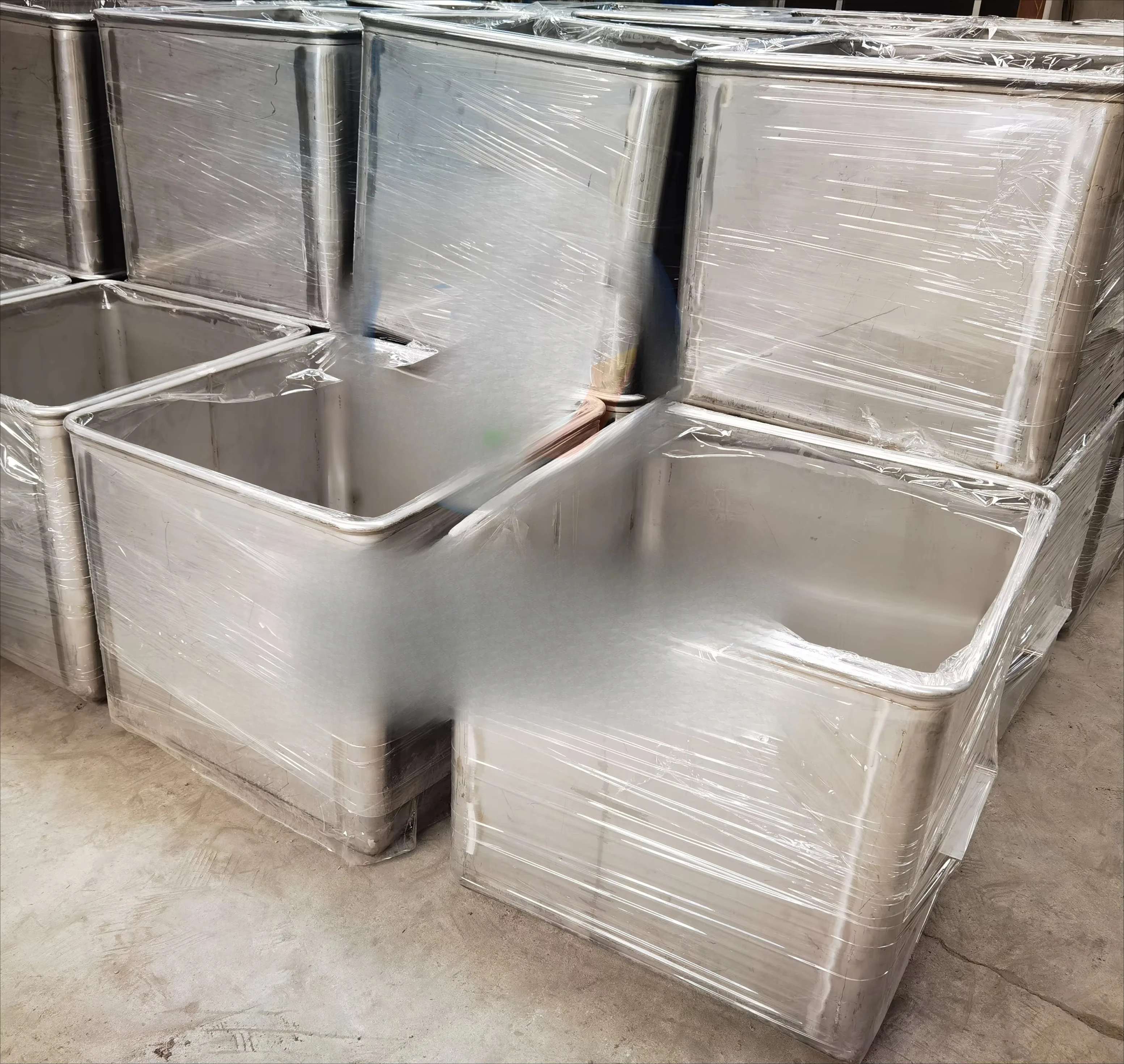 عربة معالجة اللحوم بدون خياطة من الفولاذ المقاوم للصدأ سعة 200 لتر مع عجلات من النايلون سعة تحميل التعزيز المتقاطع 200 لتر/250 كجم