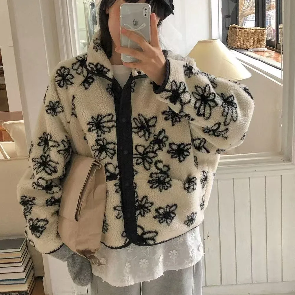 

Ladies Chic Double-Sided Wear Lamb Fur Coat with Floral Print Long Sve Casual Outerwear for Autumn Winter Faion