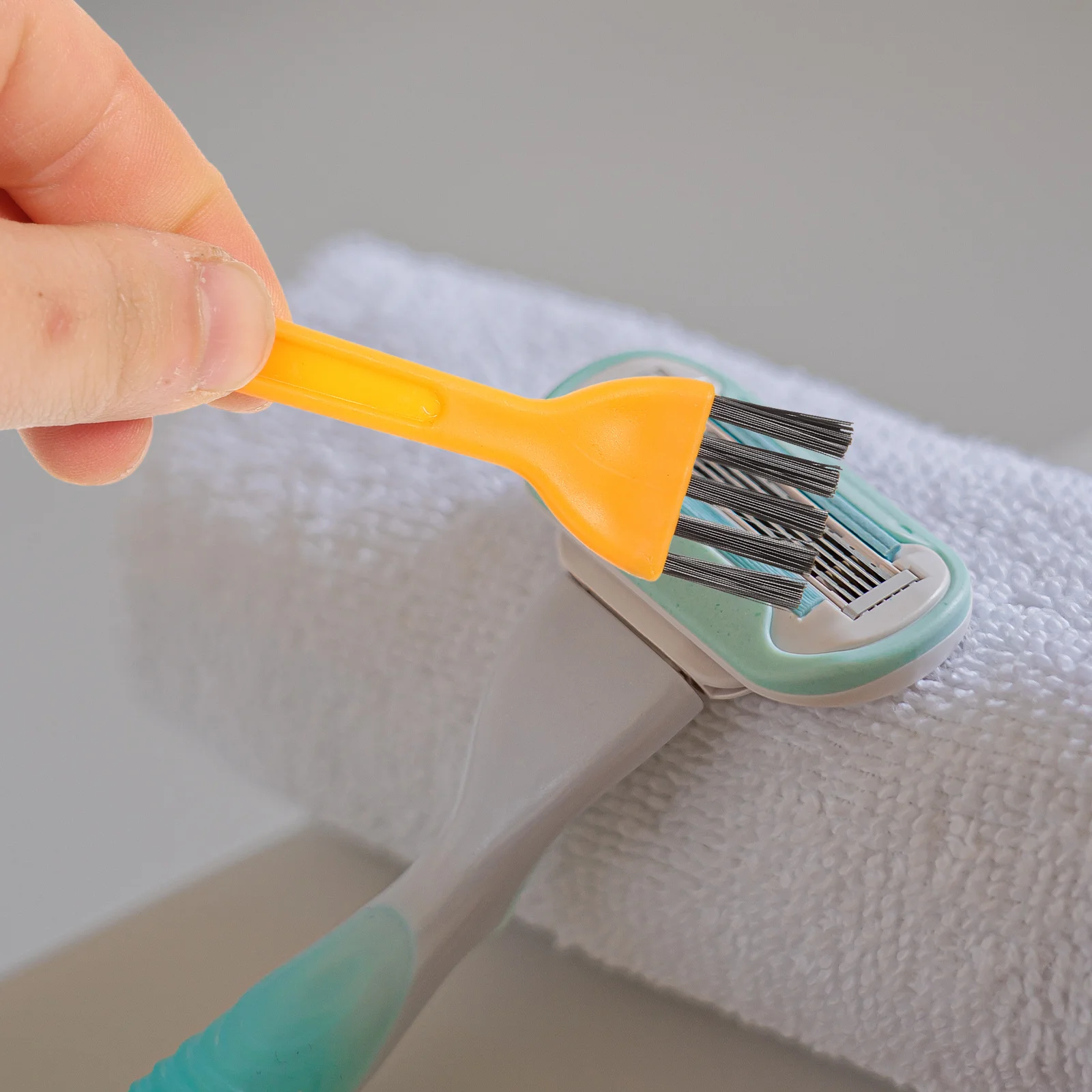 

48pcs Cleaning Brush for Razor Shaver Keyboard Car Dashboard Coffee Grinder Gap Tool Mini Portable Dust Static Beard Small Easy