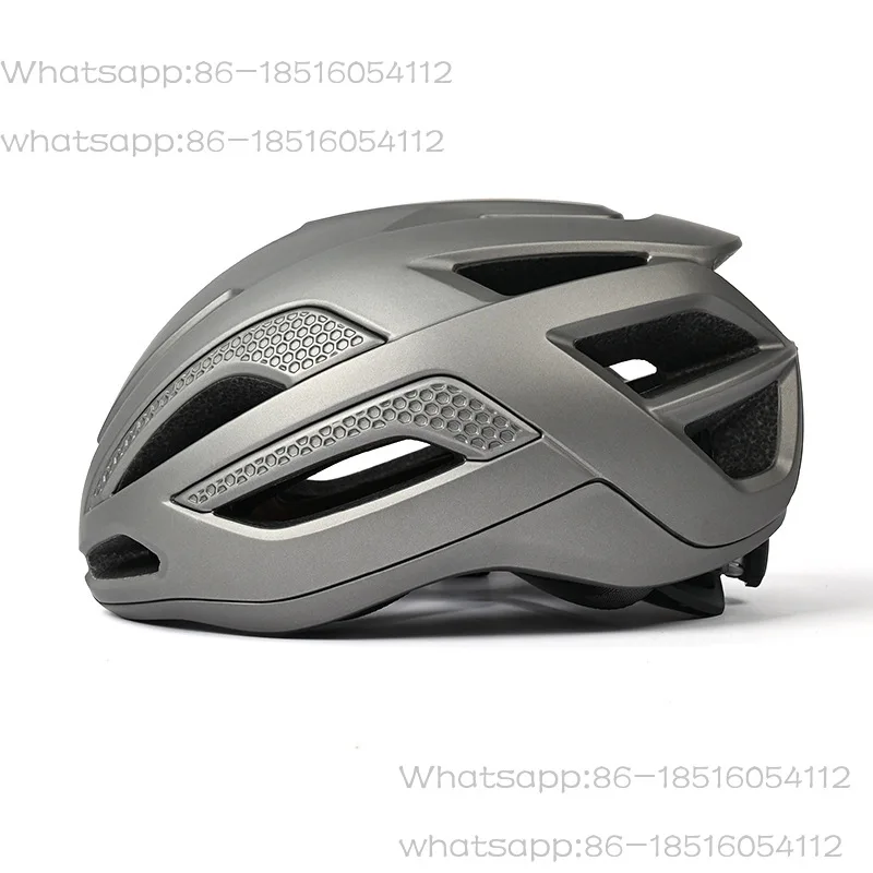 Integrated Molded Cycling Helmet for Road and Mountain Bikes, Breathable Aerodynamic Helmet with Brim, Unisex Safety Helmet