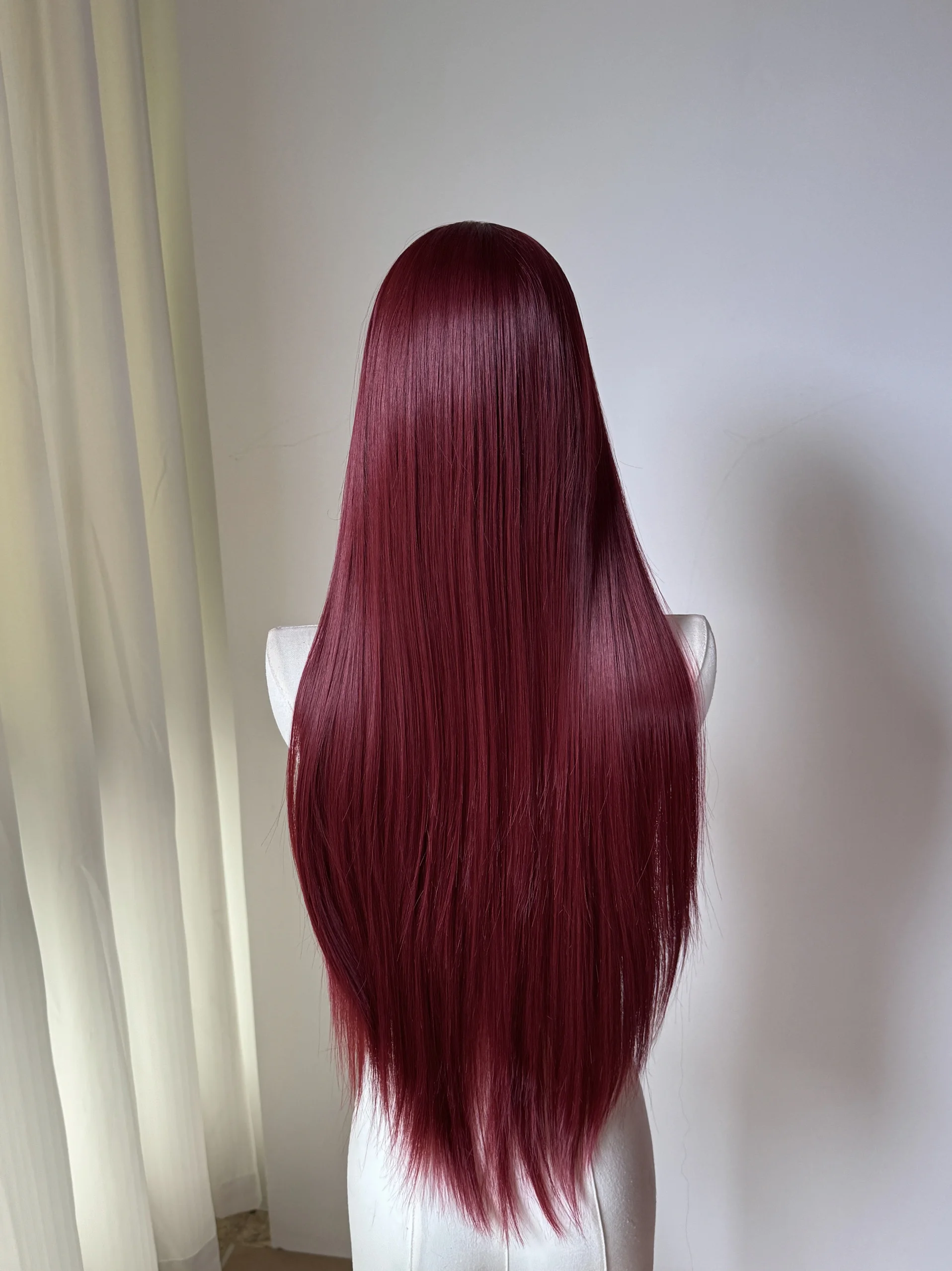 Wig Renda Depan Merah Anggur untuk Wanita Wig Renda 13*4 Lurus Panjang 26 Inci Wig Renda Sintetis Kualitas Tinggi Alami untuk Cosplay Peluca