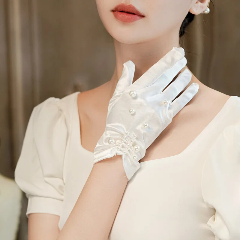 Lace bridal gloves white women's thin spring, autumn and summer photo Korean wedding dress Senmi pearl wedding gloves