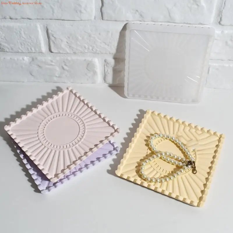 قالب سيليكون احترافي G92D صينية مربعة على شكل قلب لصناعة مجوهرات من الراتنج #1