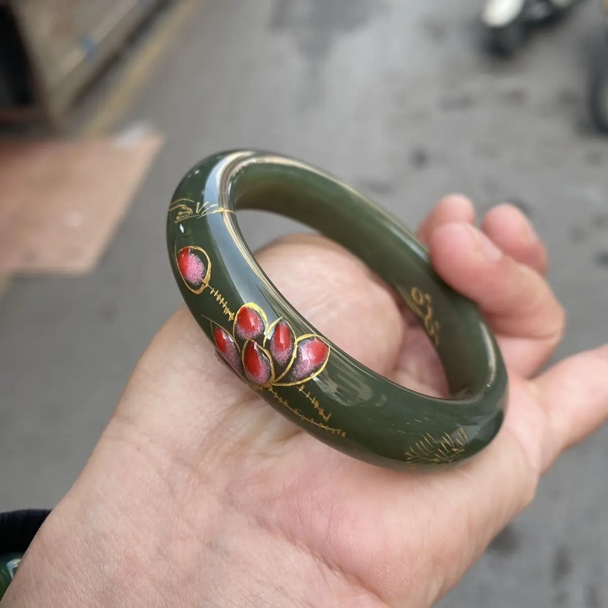 Pure natural Hetian jade bracelet yellow mouth engraving genuine women's gold-painted flange color craftsmanship yellow mouth ex
