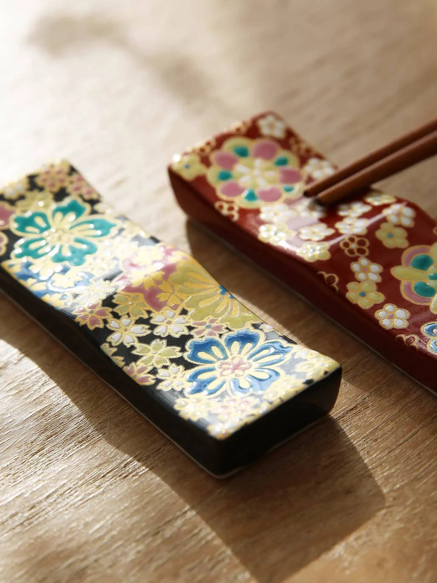 Japanese Imported Kutani Ware Hand-Painted Gold Foil Cherry Blossom Chopstick Rest Gift Box Set Western-Style Cutlery Double