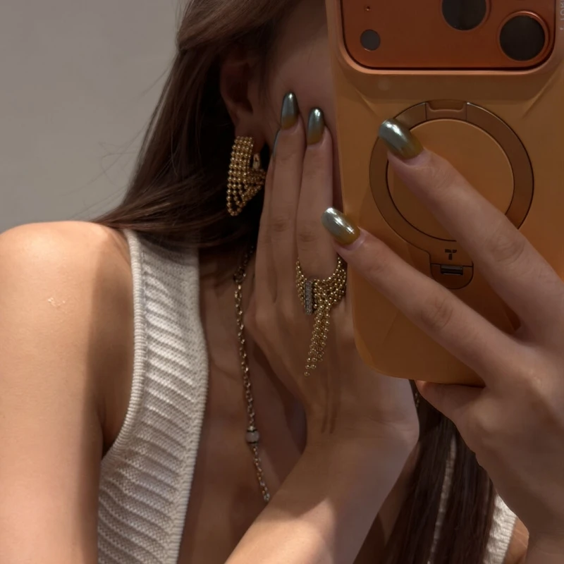 Thumbnail 4 - #32 Best K Gold Earrings to Buy In 2026