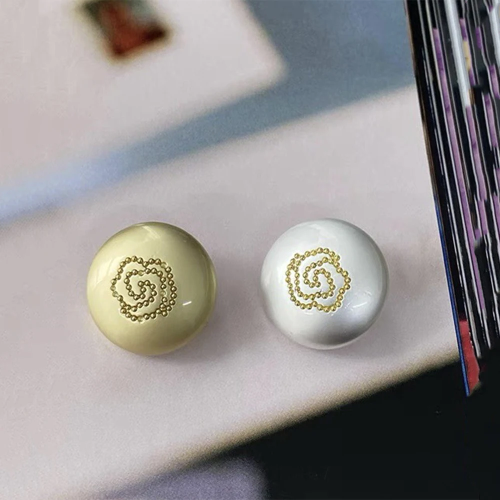 

10PCS Minimalist Rose Pattern Round Metal Buttons for Sewing (12/15/20mm) - Gold/White, Fashion Shirt Blazer Decorative Buttons
