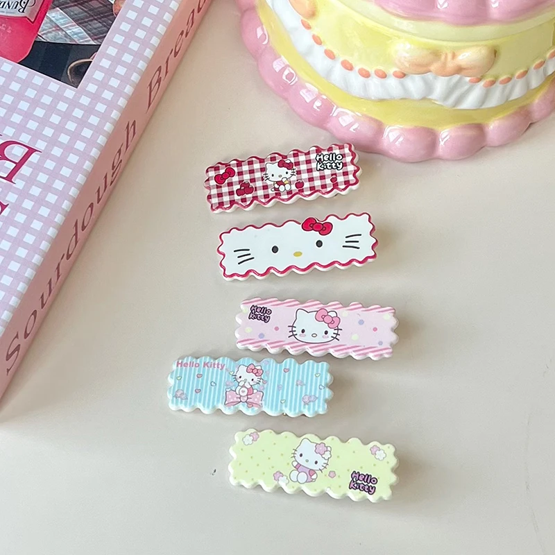 Sanurgente Hello Kitty-Pinces à cheveux de dessin animé pour enfants, épingles à cheveux Kawaii, barrettes à frange latérale, accessoires de cheveux mignons, cadeau pour fille, 2 pièces