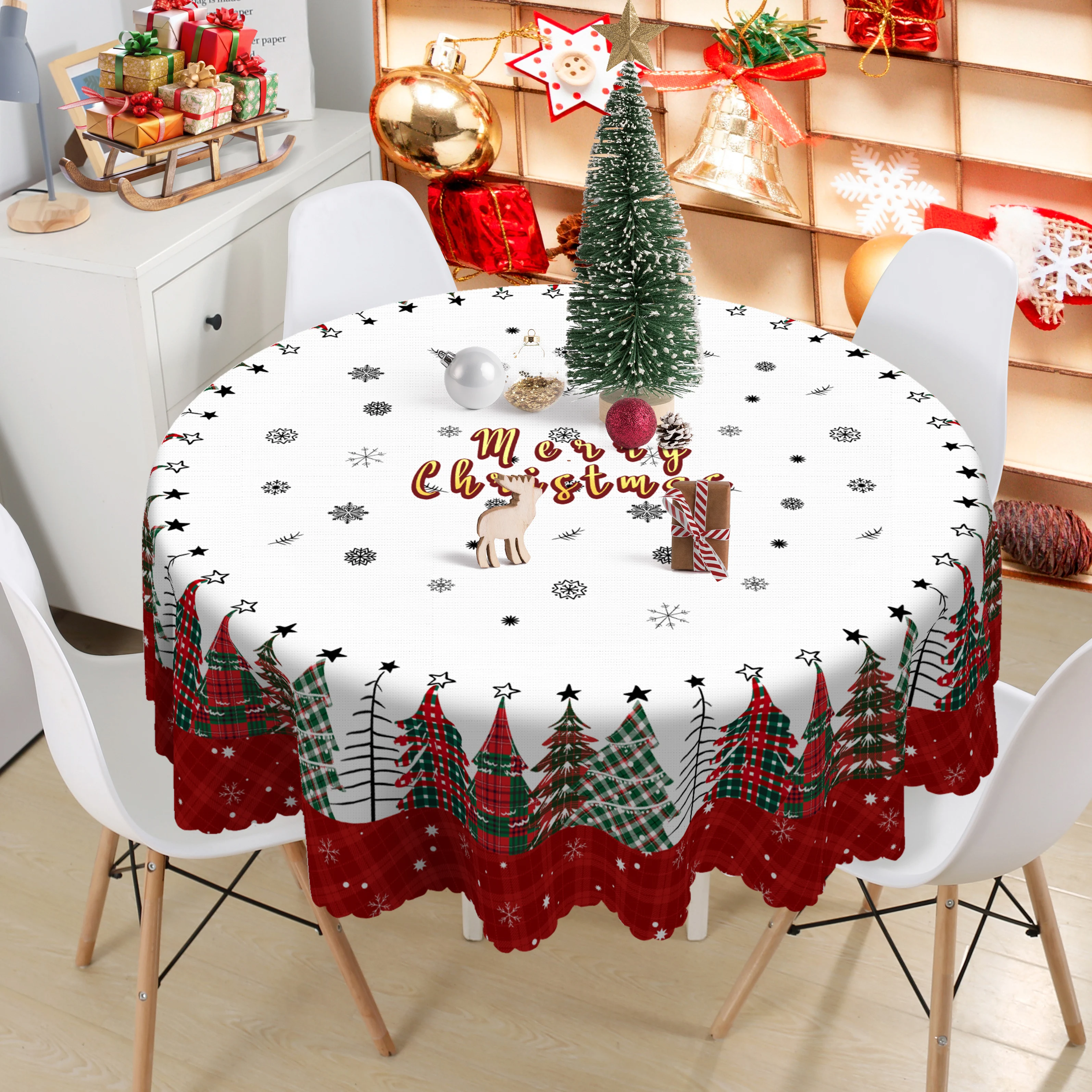 Christmas Plaid Tablecloth, Classic Red and Green Plaid Pattern, Plaid Christmas Tree Print Design, Central 