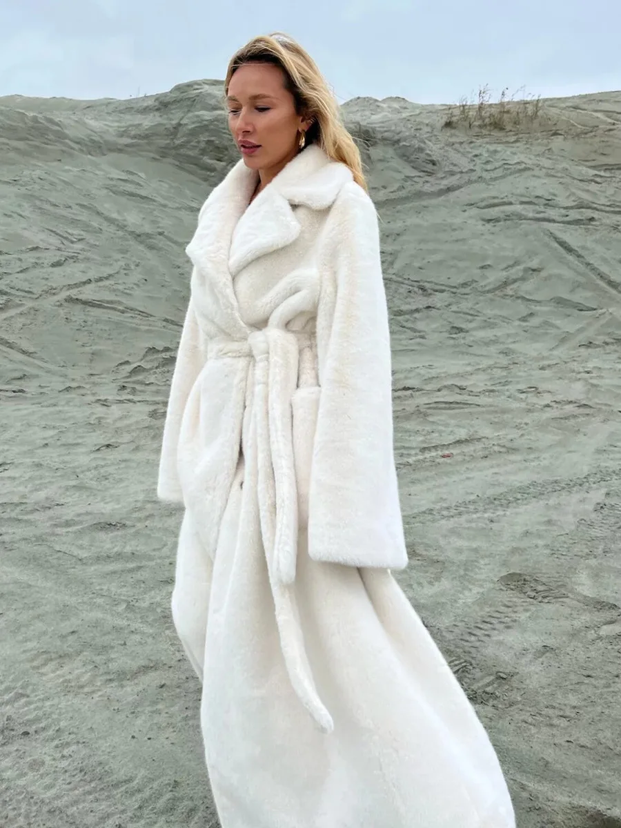 خريف شتاء جديد المرأة أنيقة طويلة فروي معطف محززة التلبيب التعادل الخصر تصميم دافئ فو الفراء ملابس خارجية