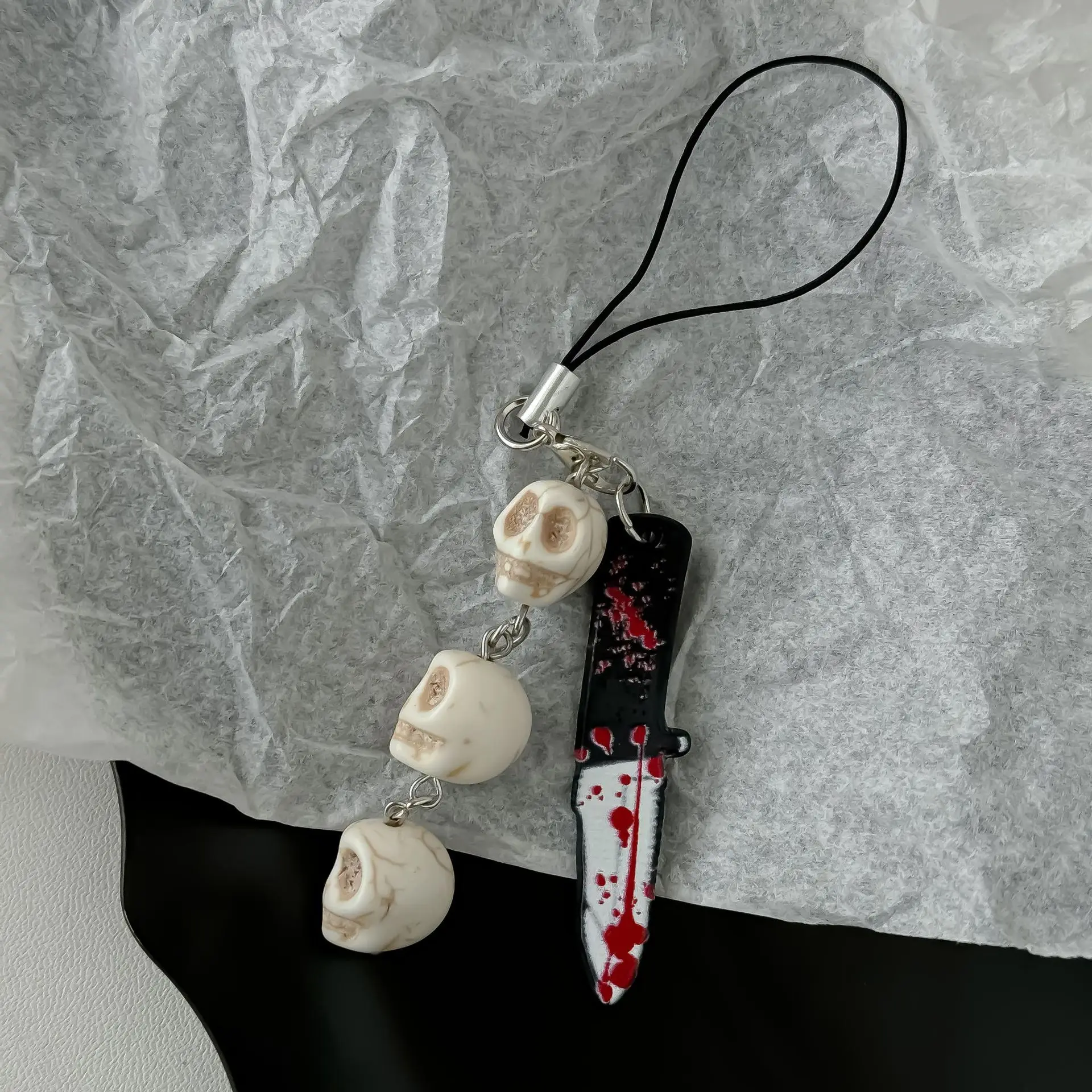 هالوين الظلام نمط سكين دموي الجمجمة قلادة المفاتيح رئيس العظام سلسلة الهاتف الحبل حقيبة الشنق زخرفة شخصية الطرف
