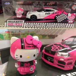 Hello Kitty Model samochodu Zabawka Figurka anime Sanrio Kt Cat 1:24 Skala Różowy Gtr R34 Skyline Samochód Ozdoba na biurko Dekoracja Prezent dla dziecka