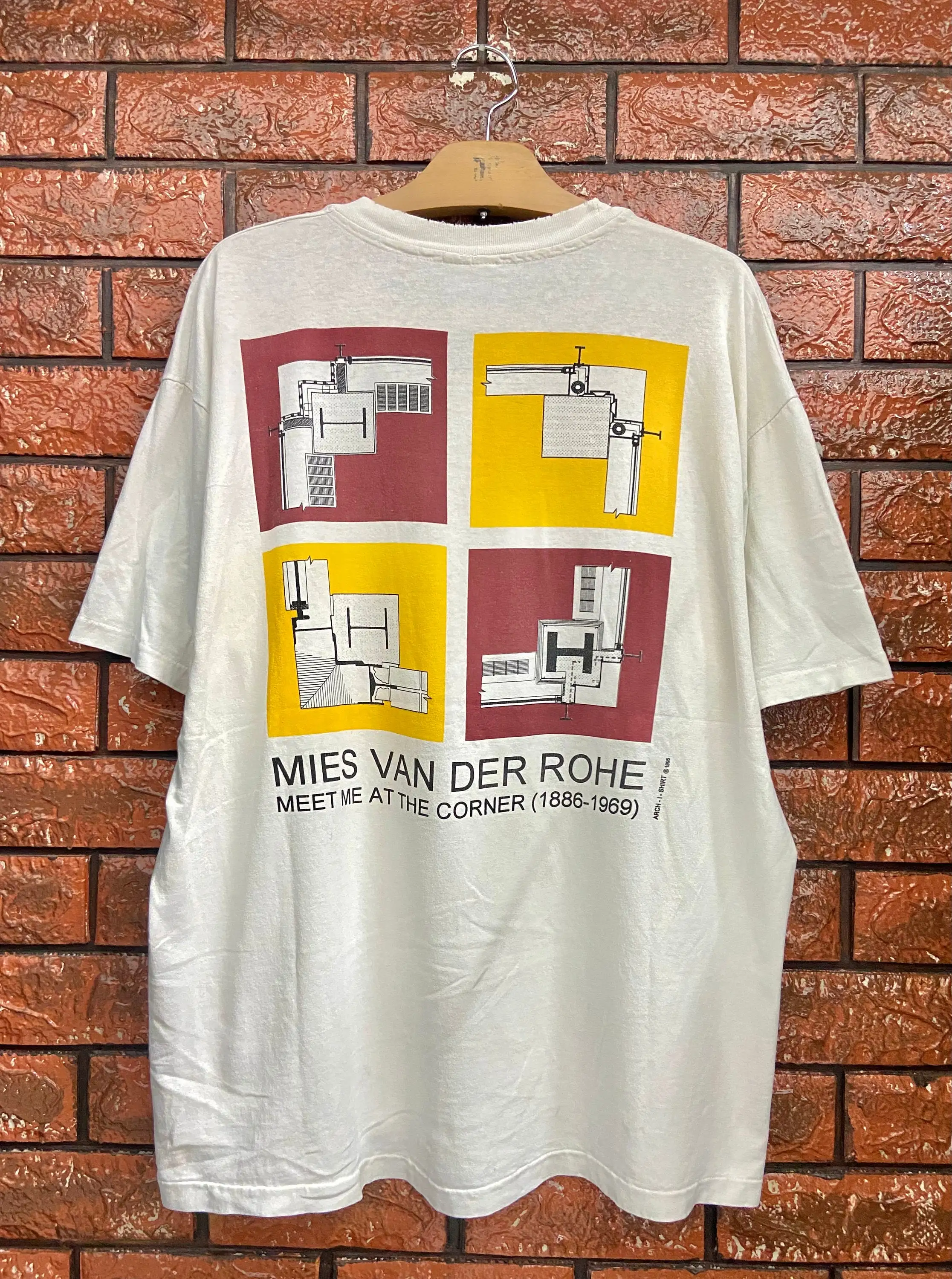 Vintage 90s Mies Van Der Rohe Architecture Art T Shirt / Le