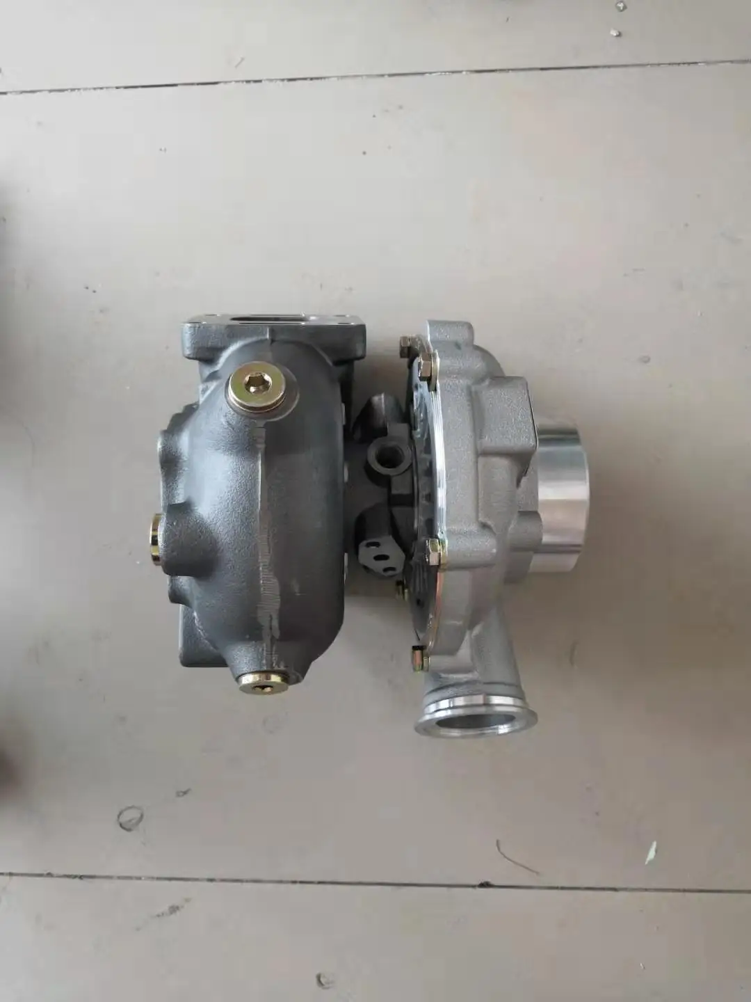 K27 51.09100-7666 51.09100-7671 53279886903 53279706903 Turbolader für BORGWARNER MAN