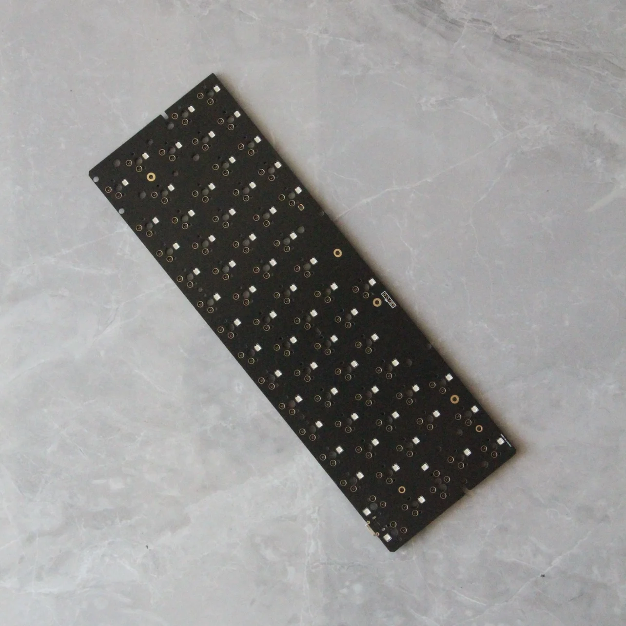 DK64RGB hotswap pcb solo 64 tasti layout ANSI VIAL remap custodia GH60 compatibile