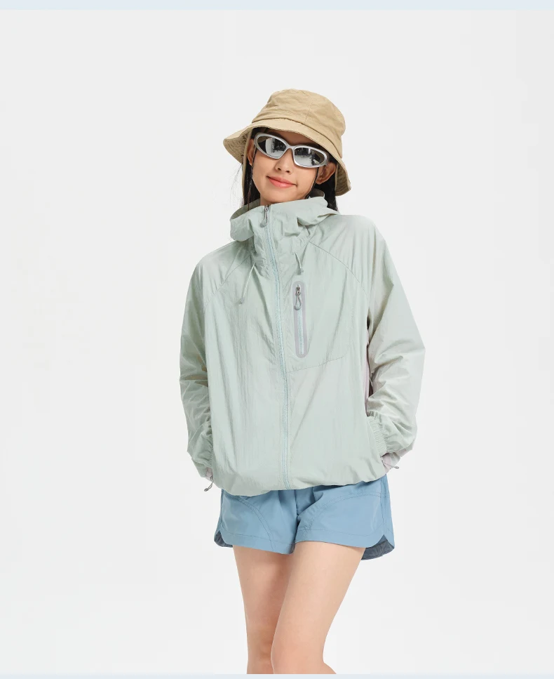 Women's Lightweight Hooded Hiking Jacket for Outdoor Layering