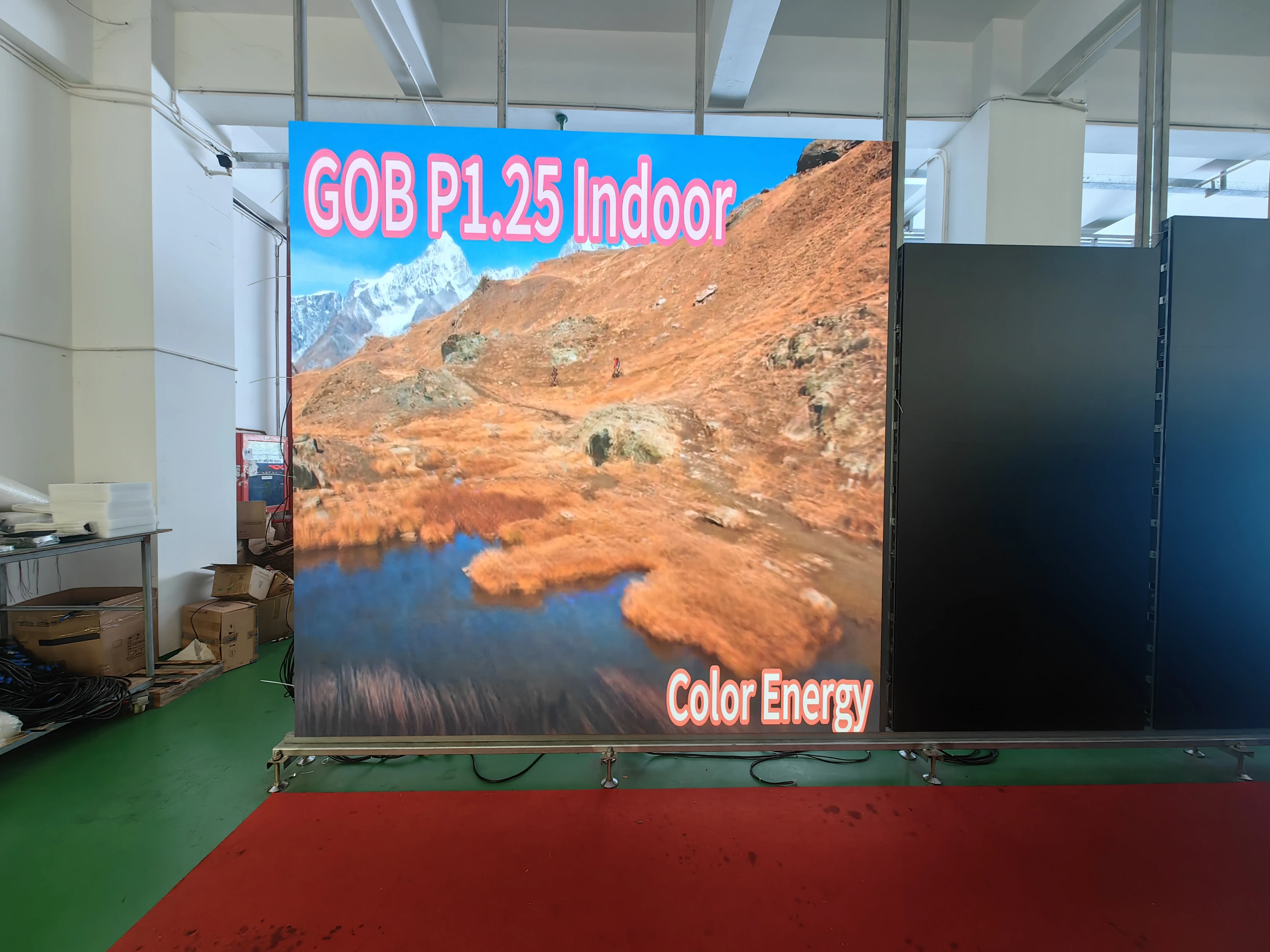 Display LED GOB HD P1.25 - Pannello video wall digitale a colori per interni, schermo continuo ad alta definizione per uso commerciale/evento