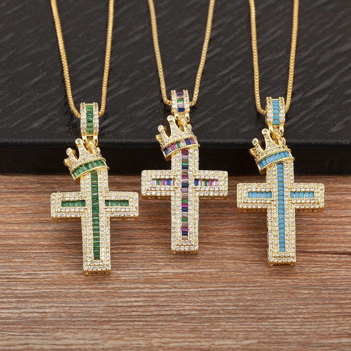 Nidin Neue Mode Krone Form Persönlichkeit Design Kreuz Charme Anhänger Halskette Für Frauen Männer Religiösen Stil Schmuck Party Geschenke