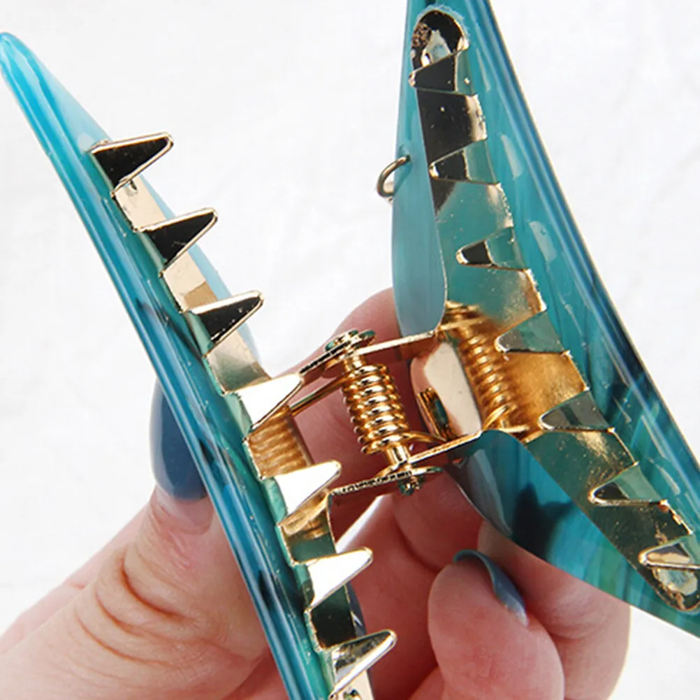 

Luxury Triangle Claw Clamp Large Dark Green Marble Headdress Hairpin Gripper Stylish Non Slip Shower Hair Accessory Beautiful