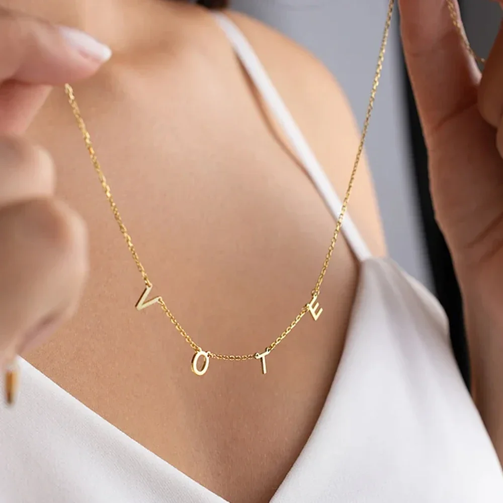 

Customized Fashion Name Letter Necklace Men's Women Customized Stainless Steel Gold Initial Name Pendant Necklace Gift