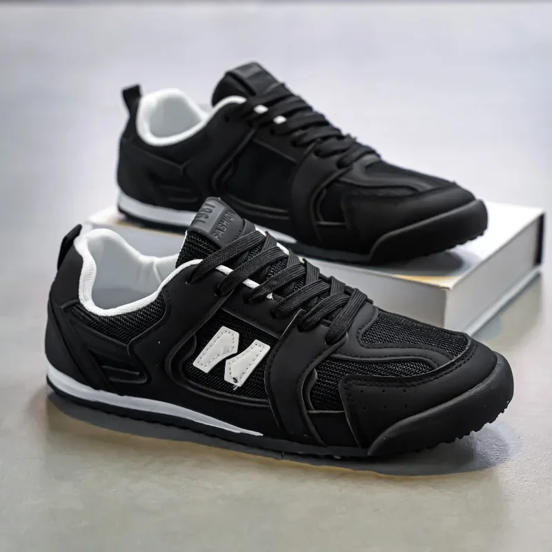 Outdoor Breathable Mesh Lightweight Walking Shoes Men's Sneakers Comfortable Lace-Up Casual Footwear for Summer Daily School