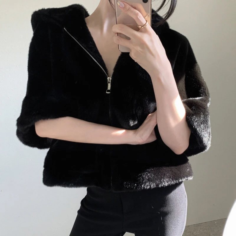 Clothland 女性ヴィンテージフード付き毛皮コートジッパー半袖カジュアルジャケット女性暖かい生き抜くトップス Mujer CB268