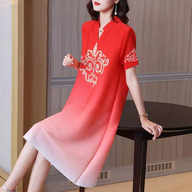 

Summer new v-neck short-sleeved dress gradient color national style simple and thin 2023 summer new temperament fashion dress