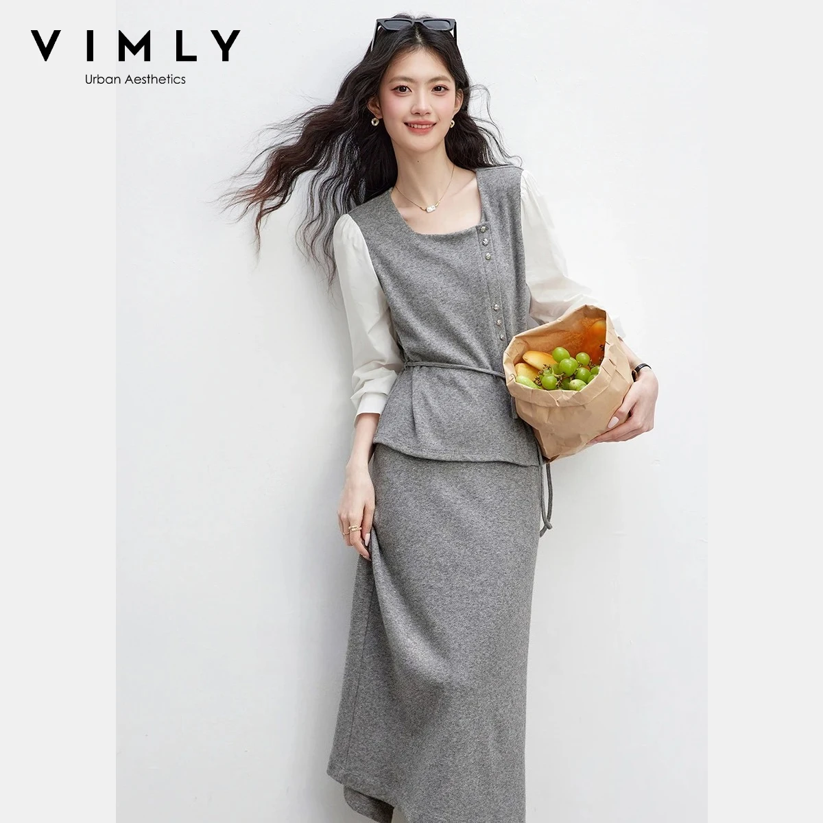 

Женский минималистичный комплект VIMLY: топ с контрастными вставками и имитацией двухслойности, серая юбка миди, повседневный комплект из 2 предметов, весна 2026, A3922