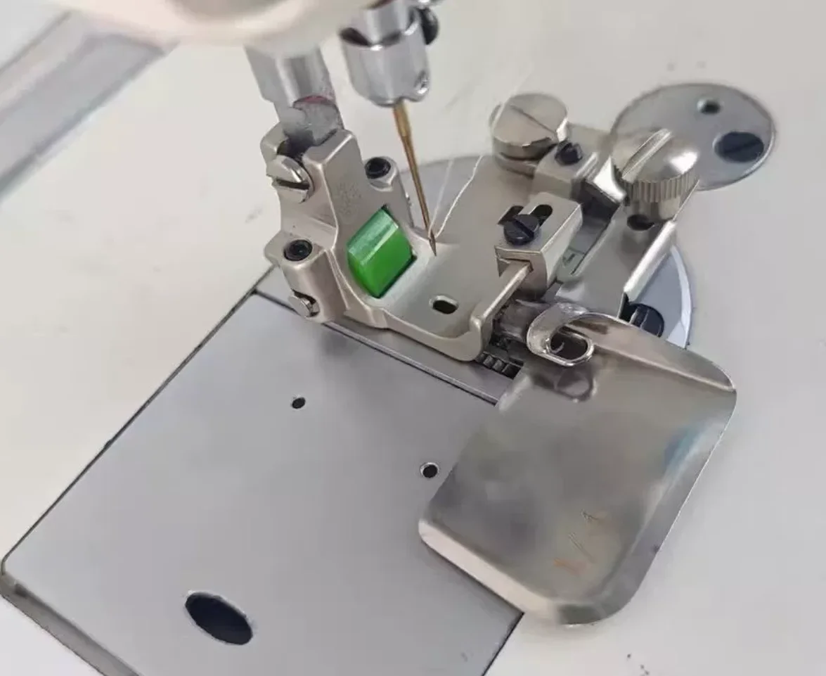 Curved adjustable hemming device new arrival chiffon silk roller presser foot hemming pull tube presser foot