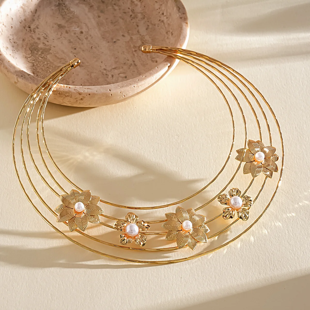 DOO MEI  Gold Color Torques Necklace for Women Punk Flower Imitation Pearl Decor Multi-layer Necklaces Statement Neck Jewelry