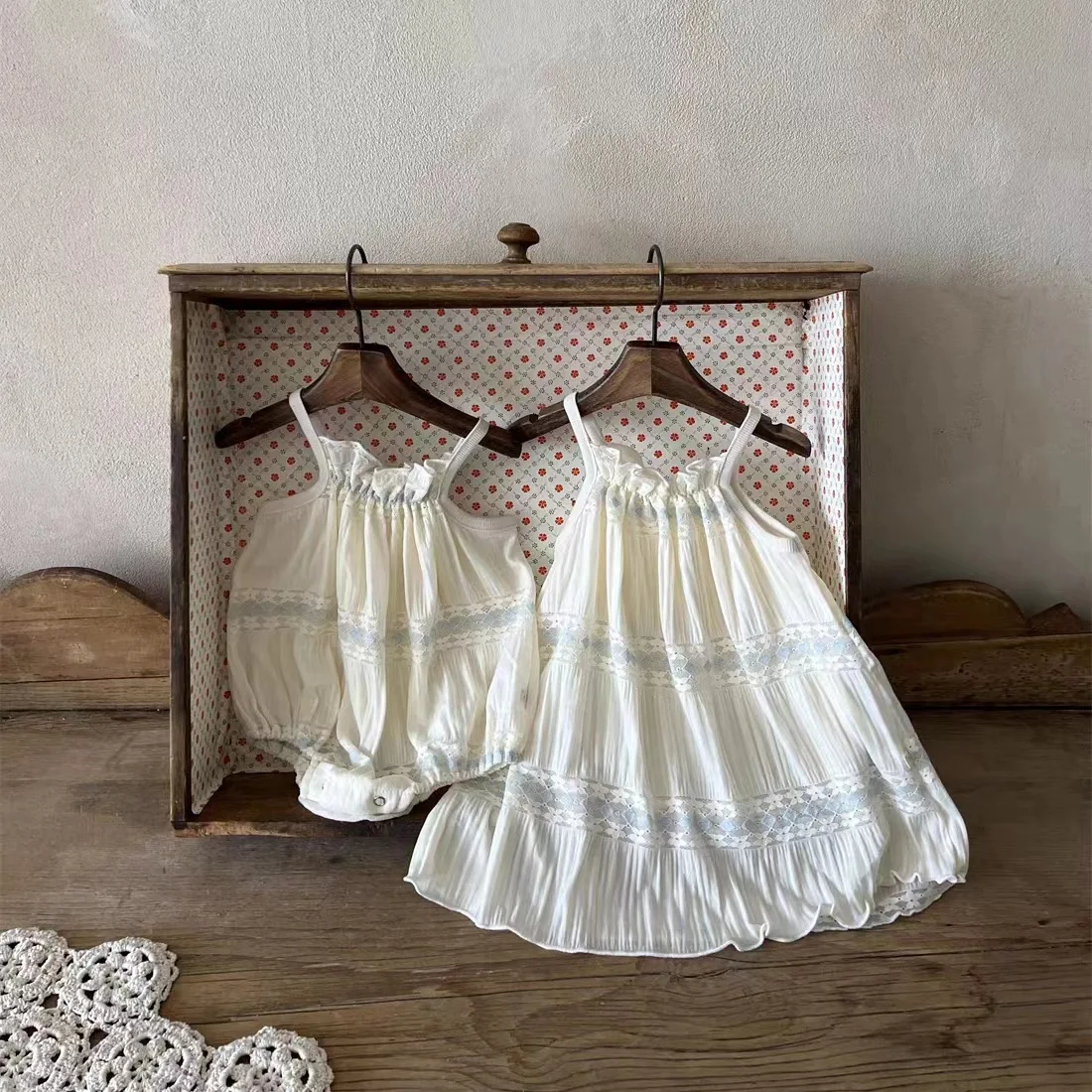 NOVEDAD DE VERANO 2025, Body sin mangas con tirantes de encaje para niña, ropa de algodón para recién nacido, mono suave y cómodo para niño de 0 a 24M