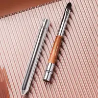 Outil de maquillage de beauté, brosse de brillant à lèvres, brosse de maquillage avec capuchon de protection, brosse de rouge à lèvres pour dame, brosse cosmétique, brosse anti-cernes 2