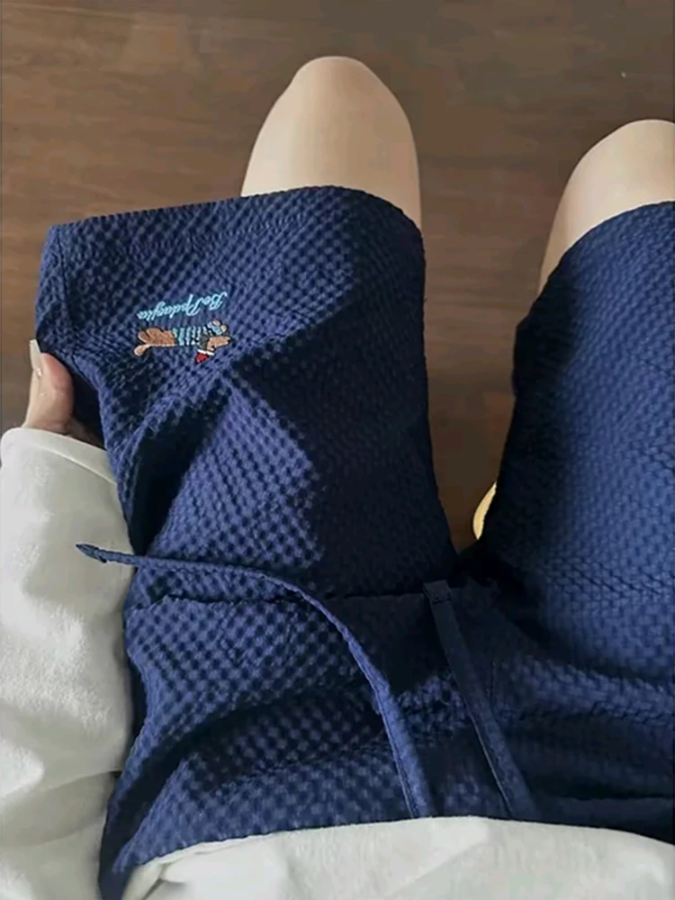 

Летние мужские спортивные шорты из ткани Bubble Cloth с вышивкой, быстросохнущие, пляжные, с рисунком собаки, повседневные, длиной до колена