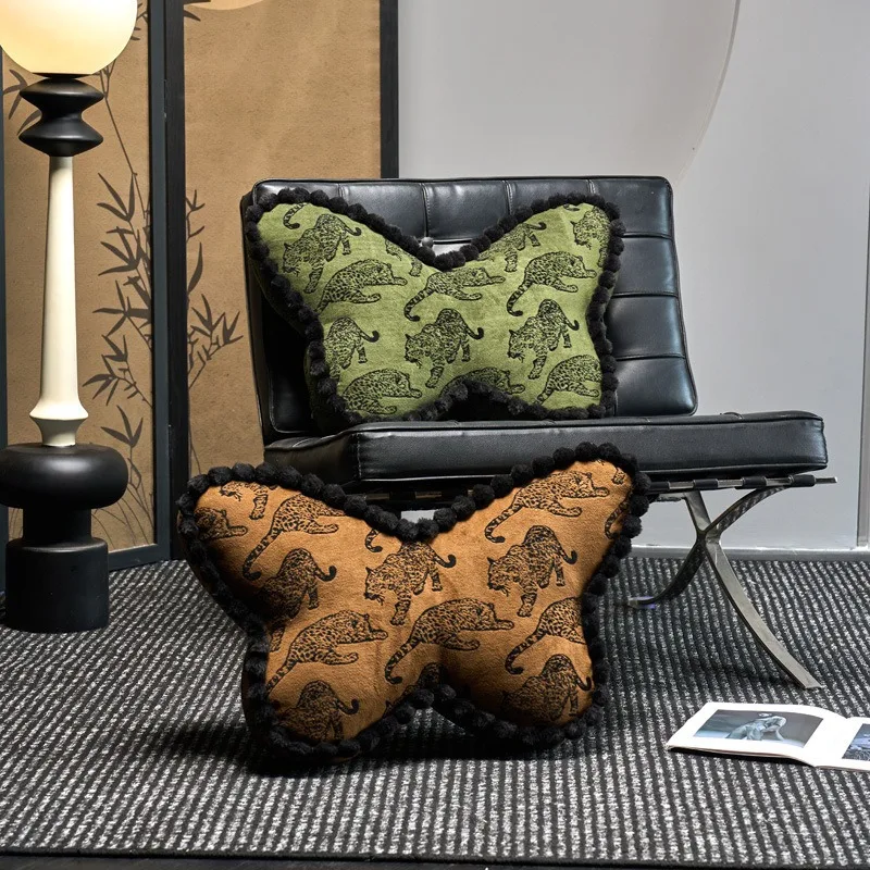 Retro Cushion Cover Luxury Living Room Sofa Pillows Elegant Aesthetic Design Cushions Detachable  Decoration Butterfly Pillow