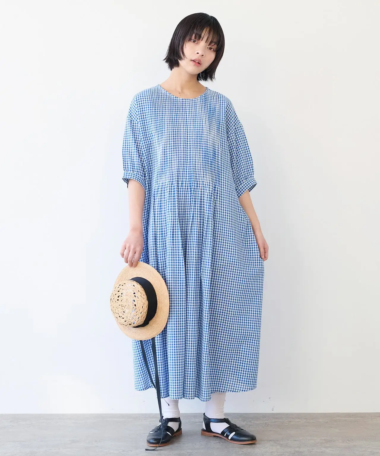 

A-Silhouette Blue Chair Casual Plaid Pleated Dress Retro Style Short Sleeve Women's Dress for City Walk Summer Season