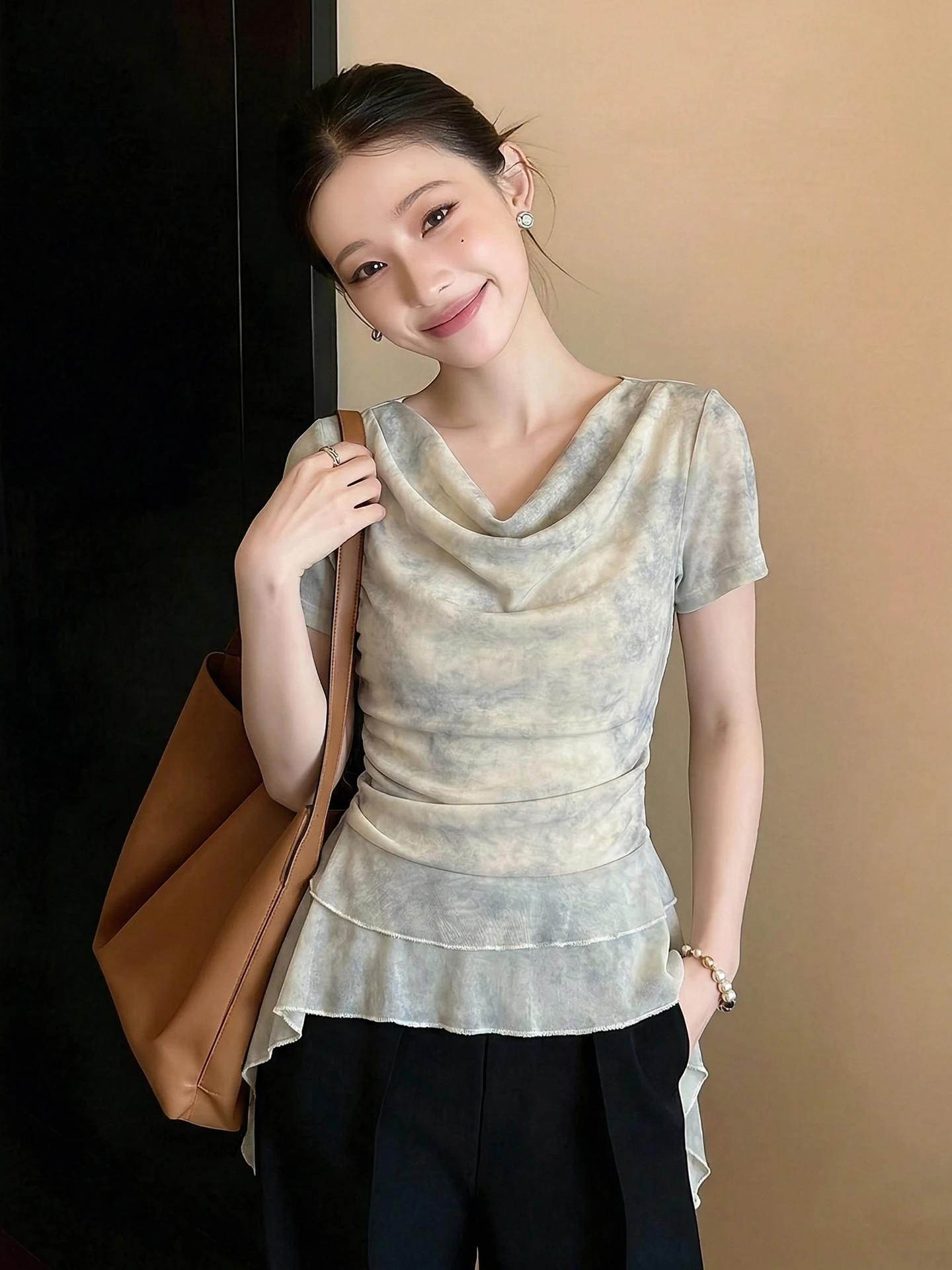 

Stylish Short Sleeve Base Shirt Elegant Collar Design Versatile Commute Fashion Summer Charming Bottoming Shirt Korean Style ...