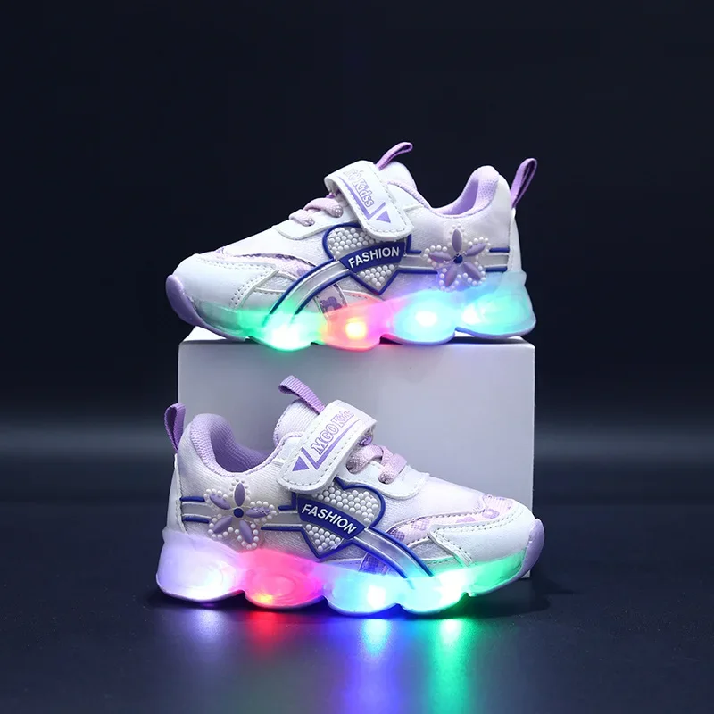 Кроссовки New Kid Shoe Summer Fashion Girl Shoe Soft Sole Anti Slip LED Lights Princess Sneakers Sweet Simple Trend Gril Neakers