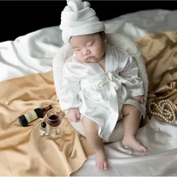 New style newborn photography costume props baby full moon photo Soft silk bathrobe and shower cap set